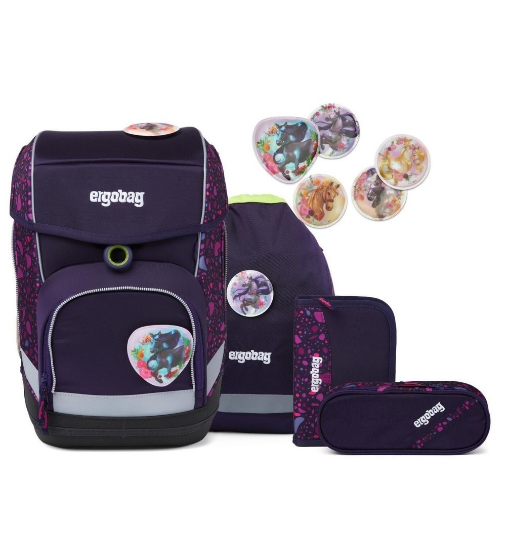 Ergobag Cube Horse Whispering Bear hátizsák